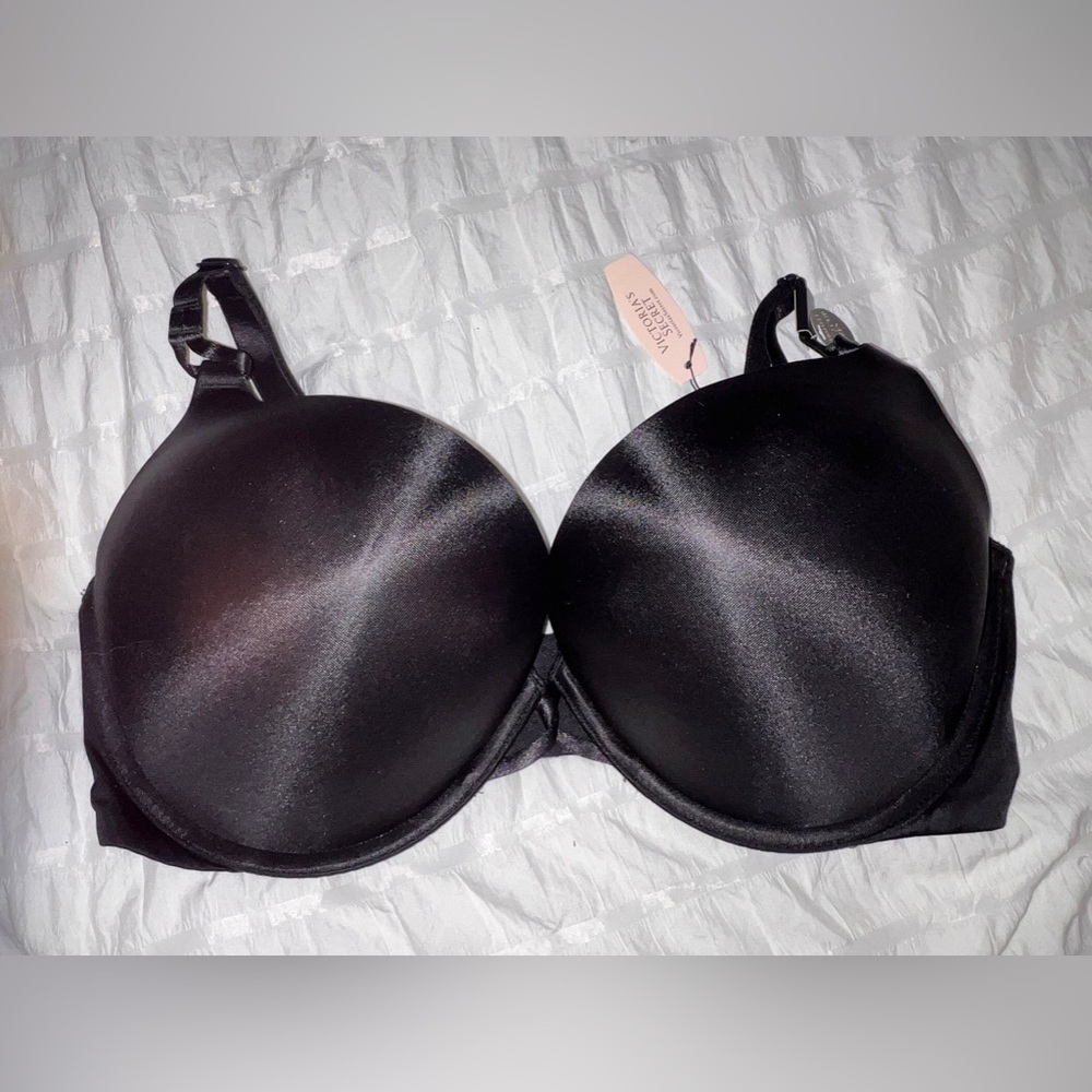 Size 38D NWT Victoria’s Secret bombshell miraculous plunge bra